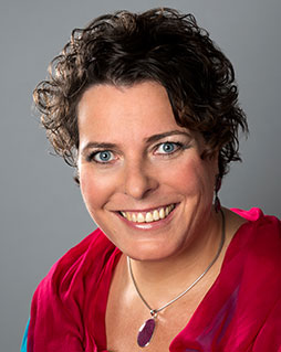 Katja Weidemann, Heilpraktikerin